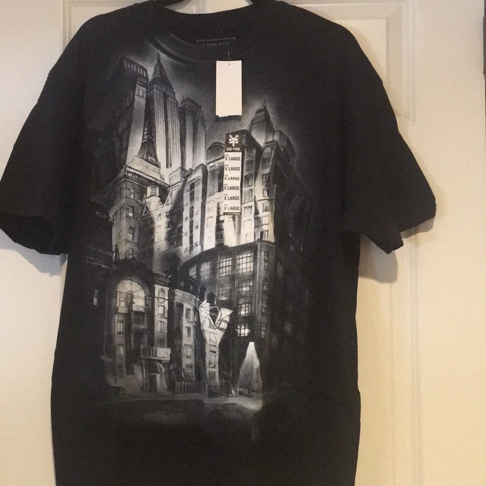 Men's Black novelty tee shirt -new
